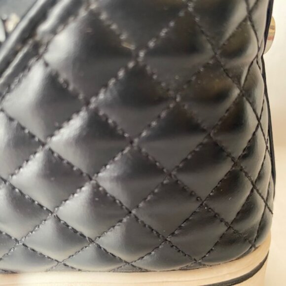 Steve Madden Sneaker Kids Size 2 Black with Zippers - Picture 5 of 10